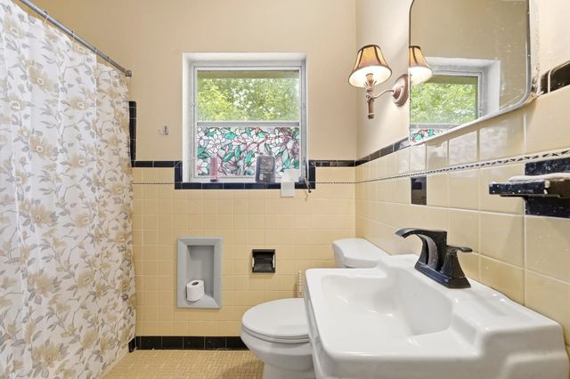2 of 21 - 515 Biscayne Drive, West Palm Beach, FL