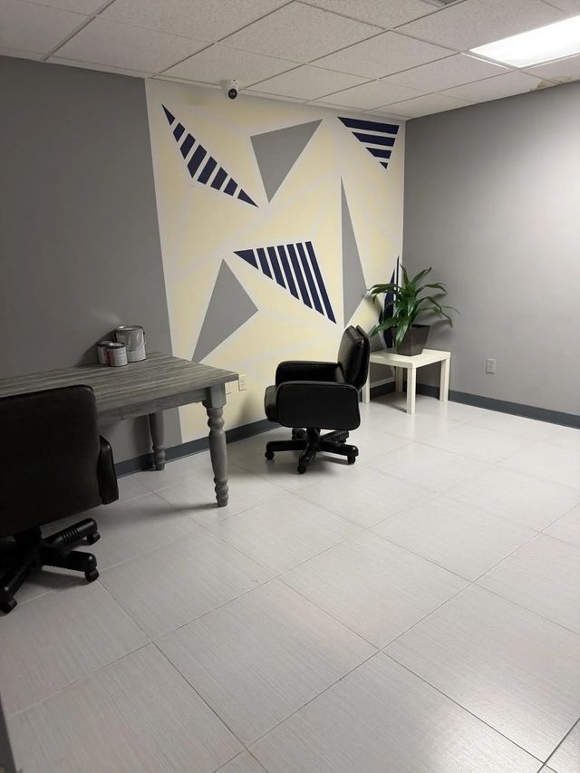 5 of 8 - 16666 Ne 19th Avenue #101-102, North Miami Beach, FL