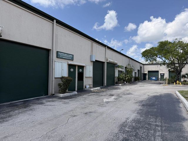 4 of 12 - 1791 Blount Road #606, Pompano Beach, FL