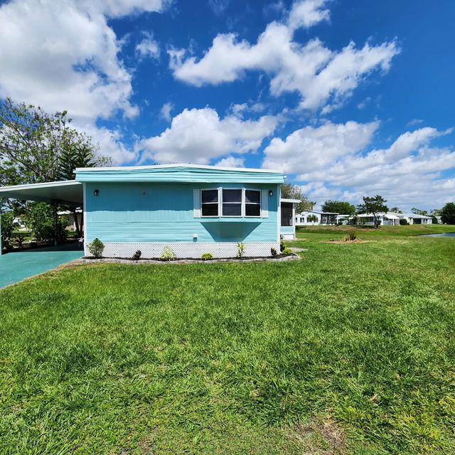 4 of 79 - 17 Rio Verde Way, Port St. Lucie, FL