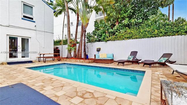 5 of 17 - 1400 West Avenue, Miami Beach, FL