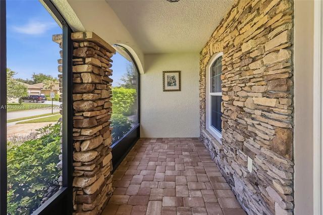 3 of 37 - 4738 Ashley Lake Circle, Vero Beach, FL