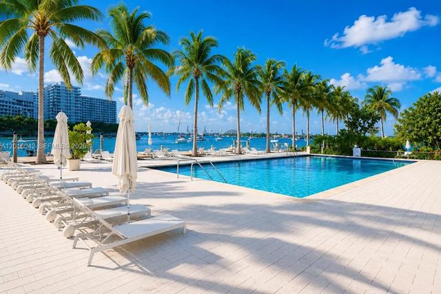2 of 18 - 20 Island Avenue #1401, Miami Beach, FL