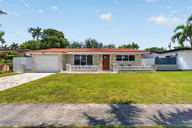 2 of 27 - 2620 Nw 89th Avenue, Sunrise, FL