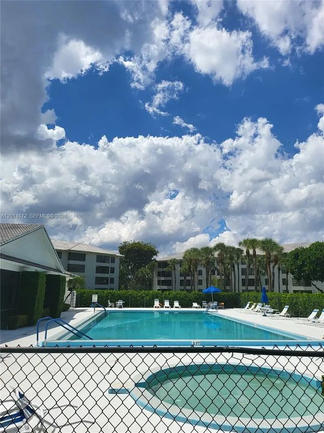 2 of 35 - 3640 Whitehall Drive #406, West Palm Beach, FL