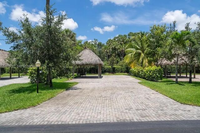 147 S Cortez Drive, Margate