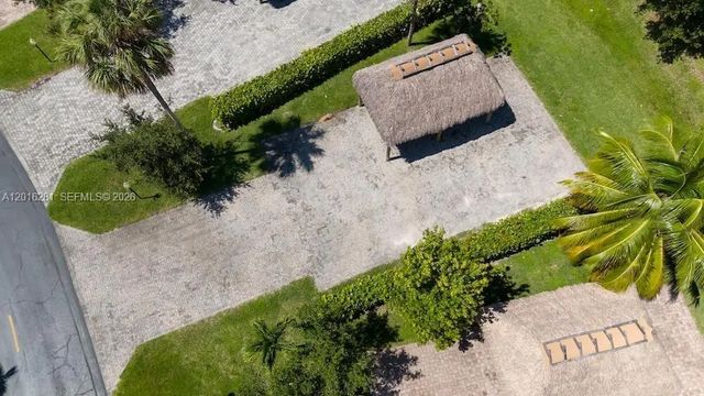 5 of 13 - 147 S Cortez Drive, Margate, FL