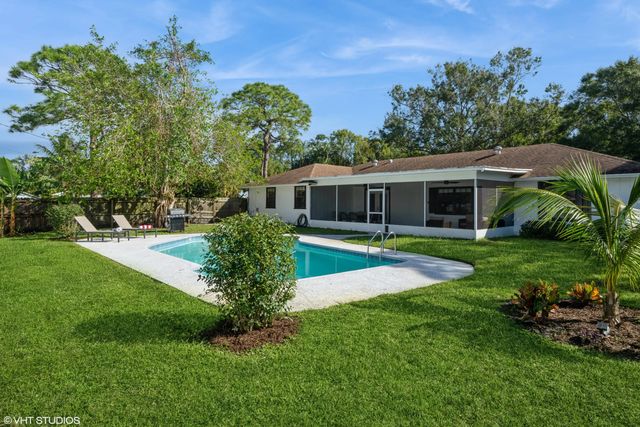 595 11th Avenue, Vero Beach