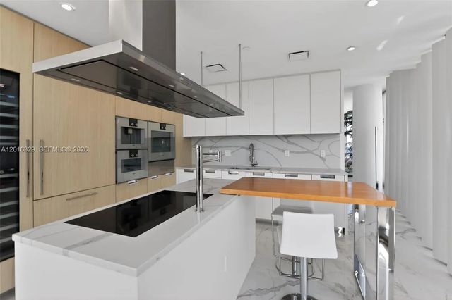 2 of 26 - 15701 Collins Avenue #805, Sunny Isles Beach, FL