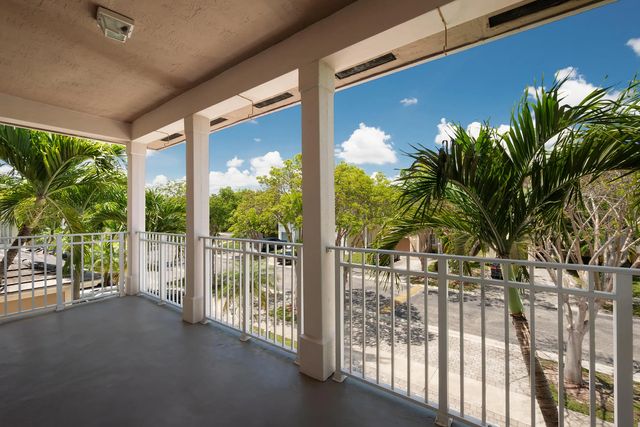 381 Ne 35th Terrace, Homestead