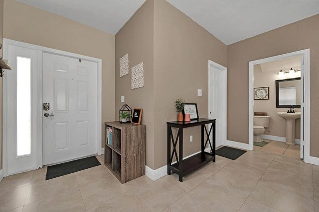 4 of 30 - 381 Ne 35th Terrace, Homestead, FL
