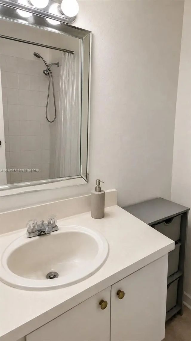 2 of 18 - 17911 Nw 68th Avenue #m201, Hialeah, FL