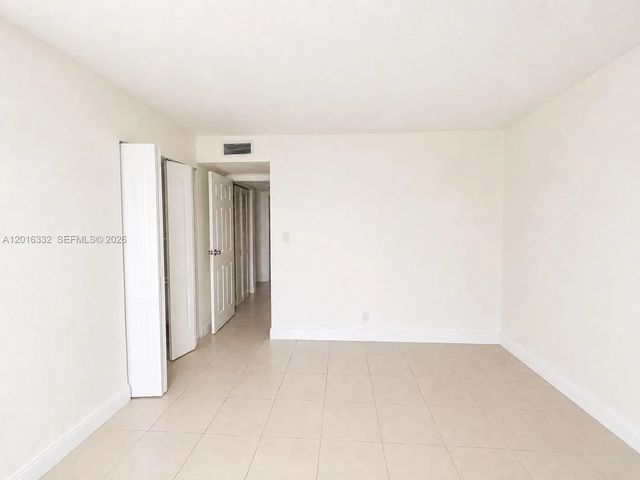5 of 18 - 17911 Nw 68th Avenue #m201, Hialeah, FL