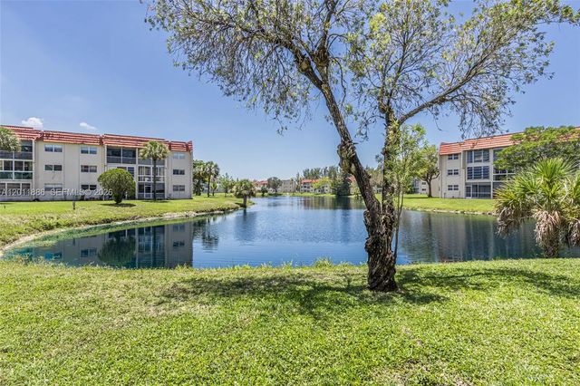 2 of 22 - 2831 E Sunrise Lakes Drive #105, Sunrise, FL