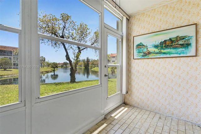 3 of 22 - 2831 E Sunrise Lakes Drive #105, Sunrise, FL