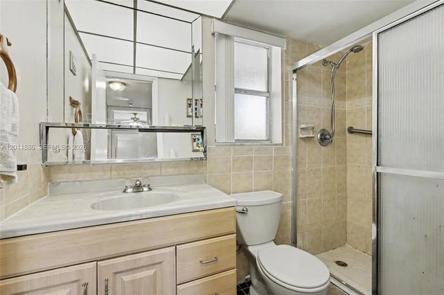 4 of 22 - 2831 E Sunrise Lakes Drive #105, Sunrise, FL