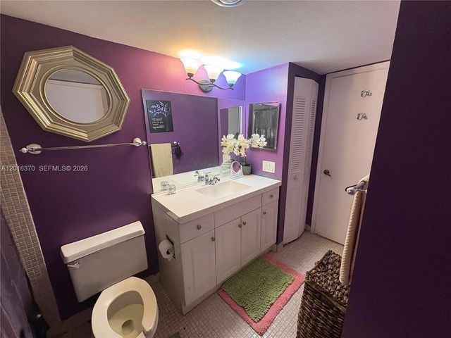 5 of 10 - 4152 Inverrary Drive #303, Lauderhill, FL