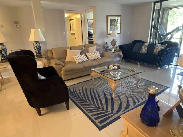 2 of 27 - 3730 Inverrary Drive #2t, Lauderhill, FL
