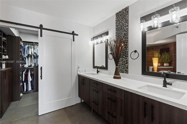 5 of 51 - 3600 Mystic Pointe Drive #306, Aventura, FL