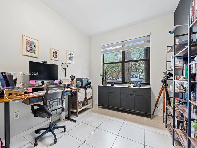3 of 29 - 15533 N Miami Lakeway N #101-19, Miami Lakes, FL