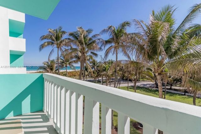 3 of 14 - 301 Ocean Drive #306, Miami Beach, FL