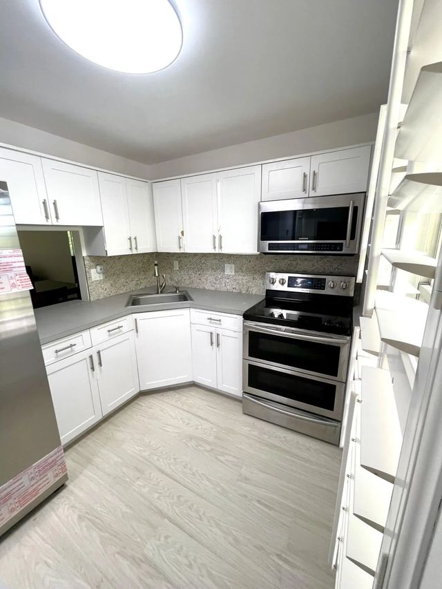 5980 Nw 64th Avenue #305, Tamarac