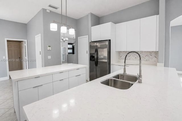 3 of 67 - 1101 Nw 180th Avenue, Pembroke Pines, FL