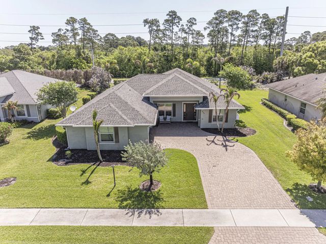 922 Yearling Trail, Sebastian