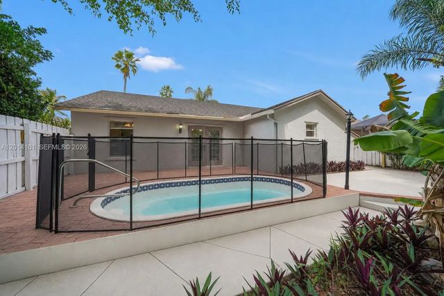 3 of 26 - 1332 Waterway Cove Drive, Wellington, FL