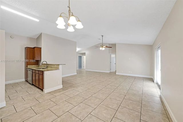4 of 26 - 1332 Waterway Cove Drive, Wellington, FL