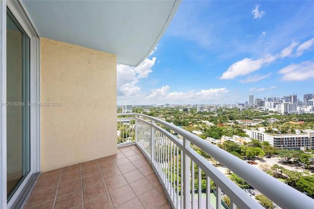 4 of 60 - 2475 Brickell Avenue #2206, Miami, FL