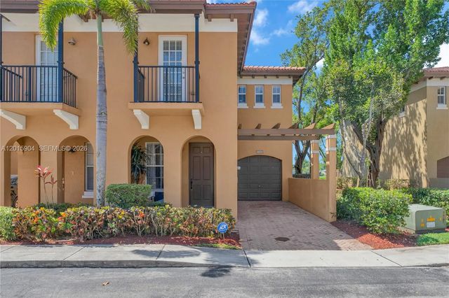 6893 Julia Gardens Drive, Coconut Creek