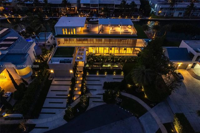 4 of 21 - 13390 Biscayne Bay Drive, North Miami, FL
