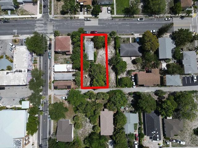3 of 4 - 809 7th Street, West Palm Beach, FL