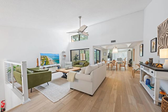4 of 25 - 17165 Waterbend Drive #206, Jupiter, FL