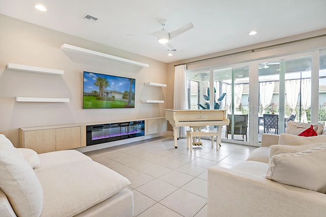 4 of 58 - 11905 Sw Seaway Street, Port St. Lucie, FL