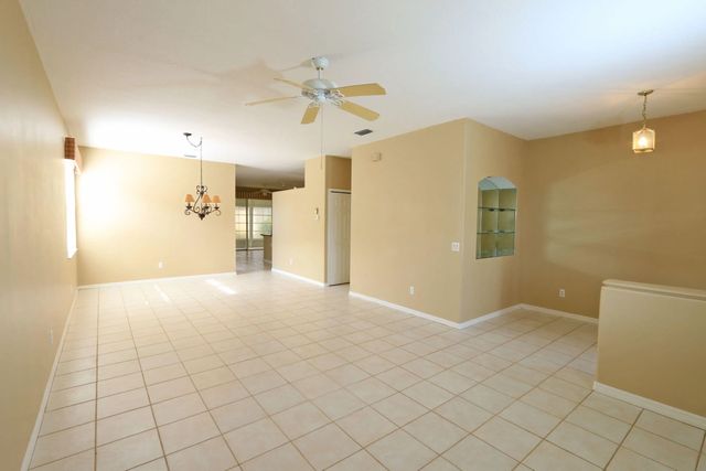4 of 51 - 506 Nw Cortina Lane, Port St. Lucie, FL