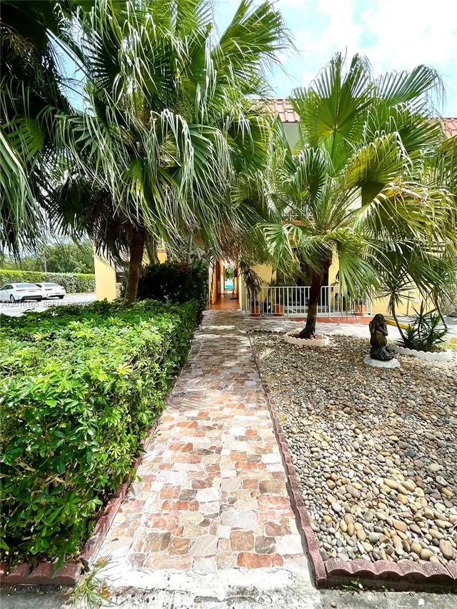 2 of 11 - 3522 Ne 166th Street #7, North Miami Beach, FL