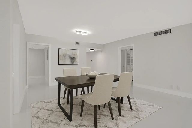 5 of 36 - 3505 Oaks Way #204, Pompano Beach, FL
