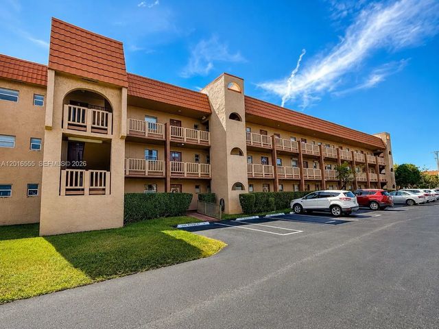 9800 Sunrise Lakes Boulevard #202, Sunrise