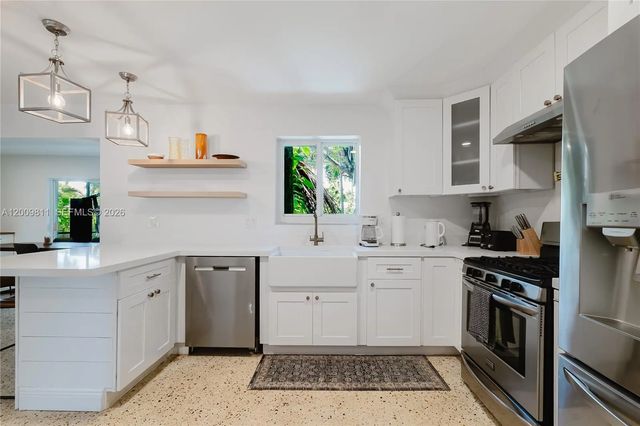2 of 34 - 1106 N 13th Court, Hollywood, FL