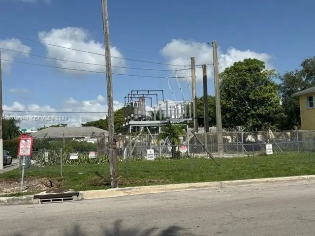 193 Nw 16th Street, Miami