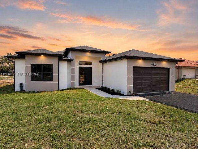 3522 Randall Boulevard, Naples
