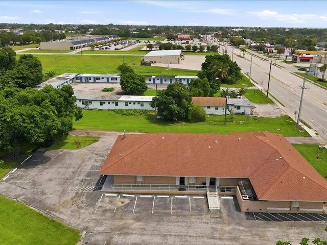 4 of 16 - 1100 S Main Street, Belle Glade, FL