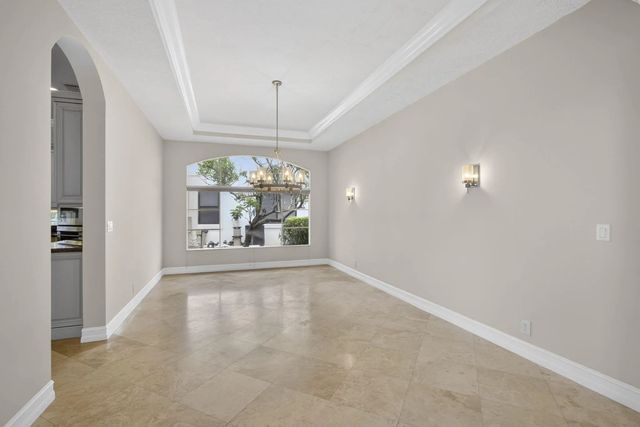 5 of 57 - 625 Glenfield Way, Royal Palm Beach, FL