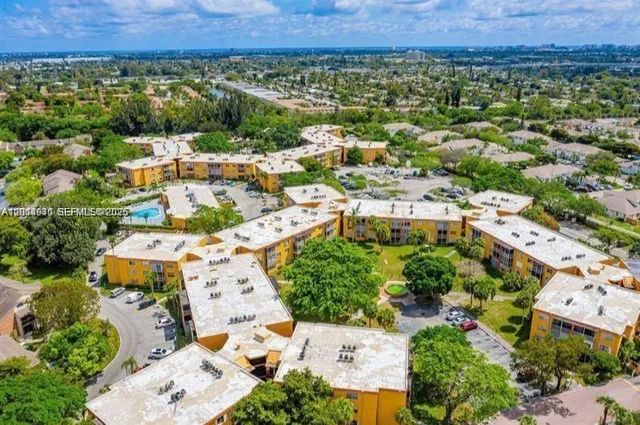 4334 Nw 9th Avenue #7-2f, Deerfield Beach