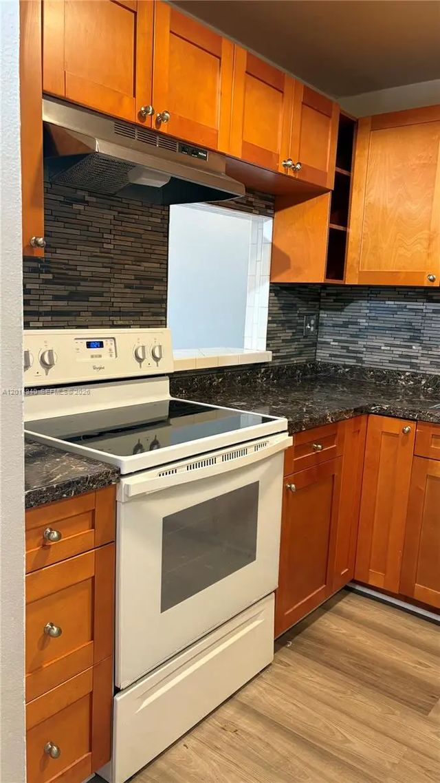 2 of 18 - 4334 Nw 9th Avenue #7-2f, Deerfield Beach, FL