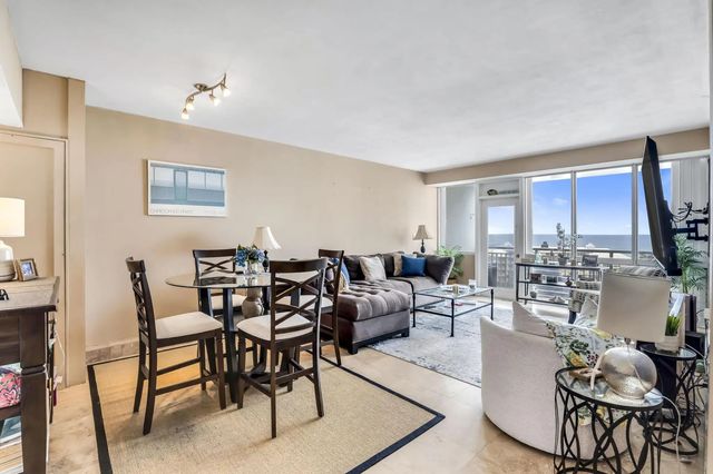 3 of 20 - 1920 S Ocean Drive #1009, Fort Lauderdale, FL