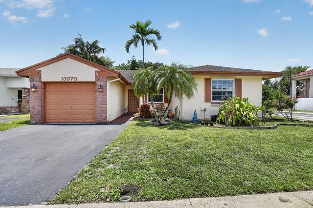 2 of 53 - 13970 Oaklawn Place, Davie, FL