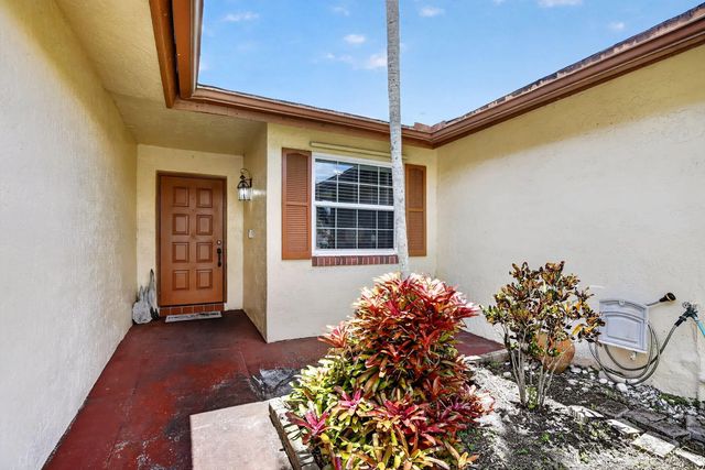 5 of 53 - 13970 Oaklawn Place, Davie, FL